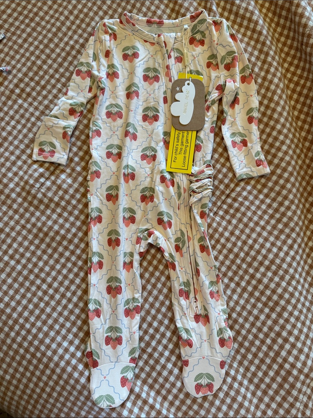 NWT Angel Dear Bamboo Pajamas in Strawberry Print with Ruffle Butt